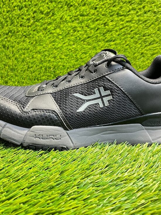 Kuru Quantum 2.0 Mens Size 10E Black Gray Athletic Running  display picture 1